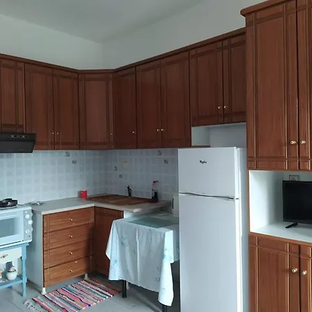 Apartamento Karouti-rooms For Rent *